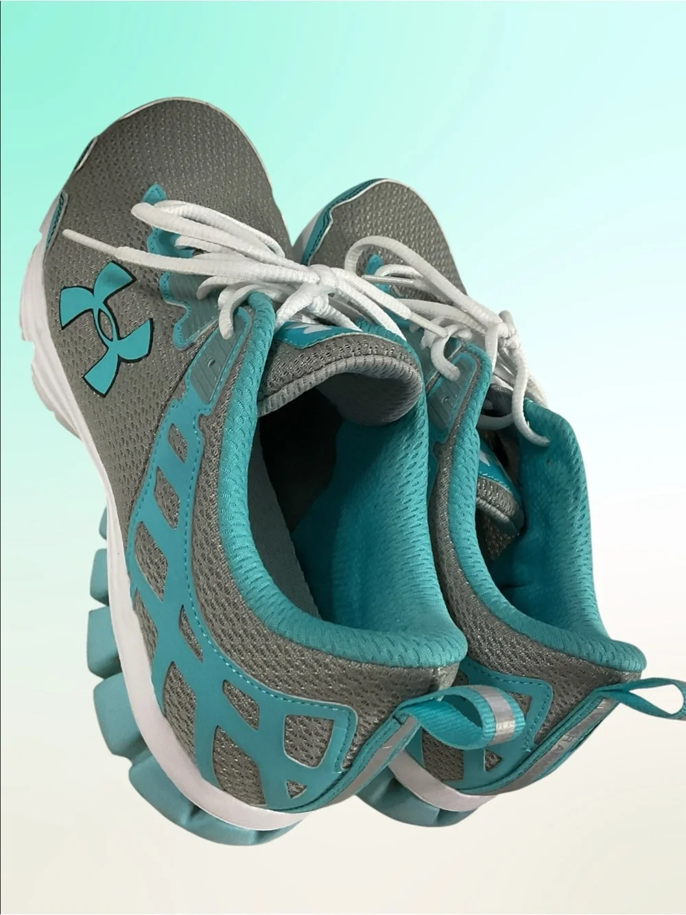 Under Armour Micro G Toxic Six Women’s Gray/Teal Athletic Running Shoes  Sz 9.5M
